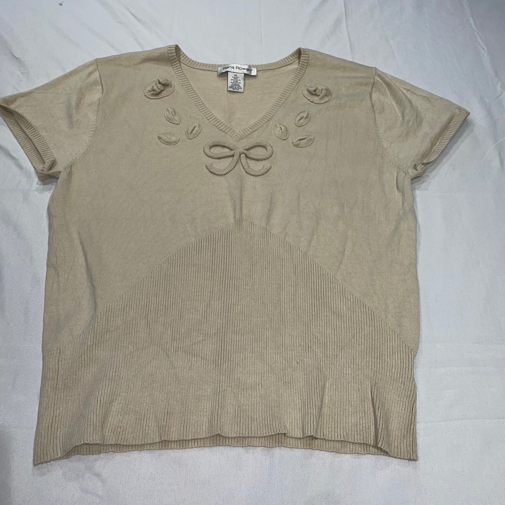 Rena Rowan Silk Blend V-Neck Short Sleeve Sweater Tan Floral Bow‎ Applique XL